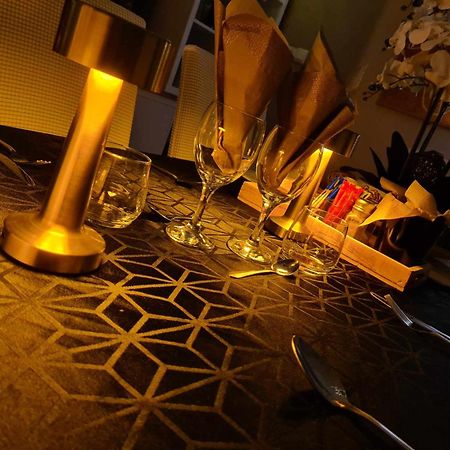 Les Epinettes Chambres D'Hotes Crevecoeur-le-Grand Bagian luar foto