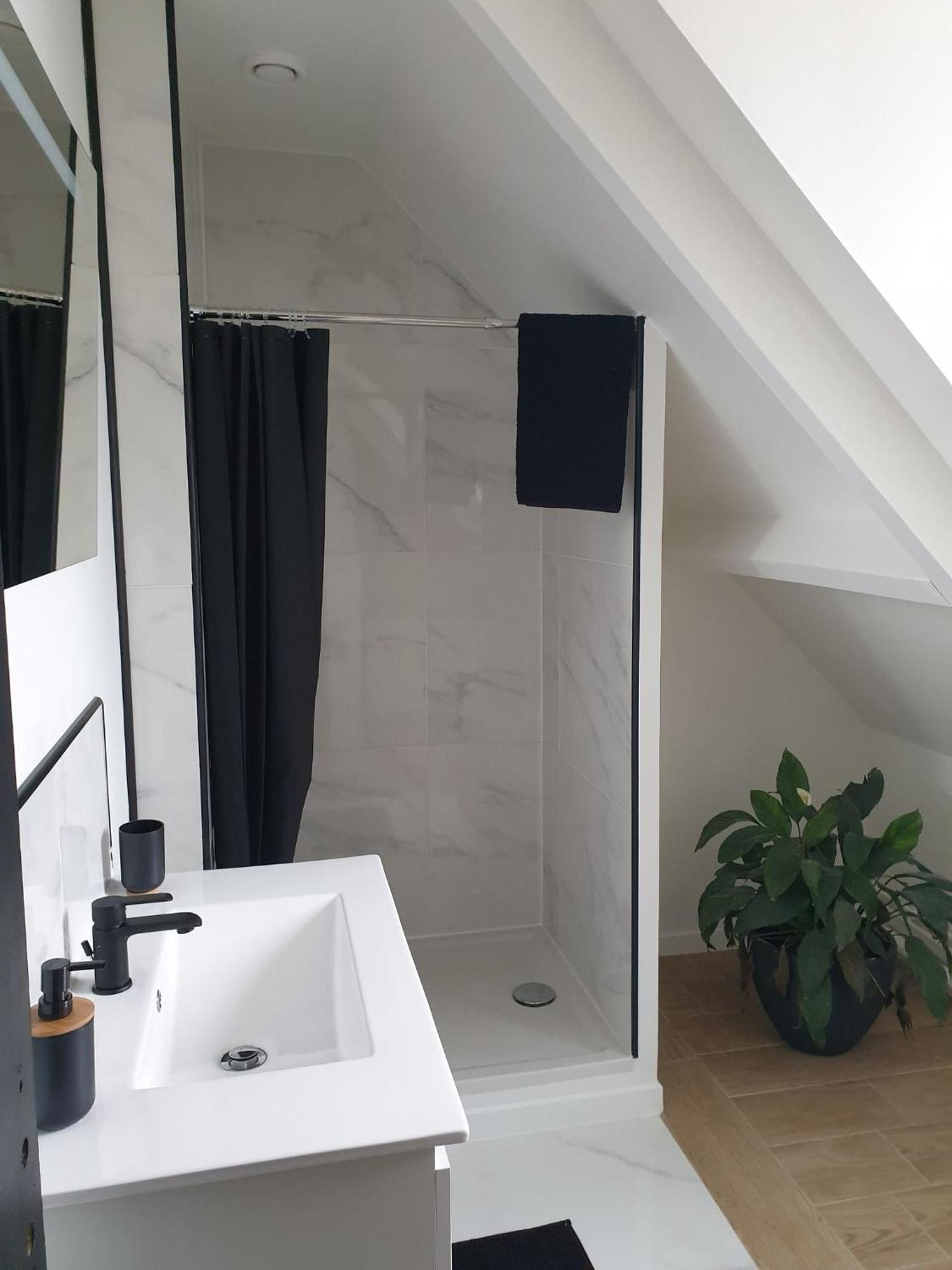 Les Epinettes Chambres D'Hotes Crevecoeur-le-Grand Bagian luar foto
